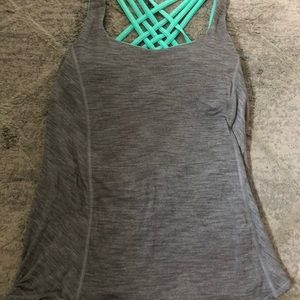 Lululemon Workout Tank Top w/ Sports Bra Size 2